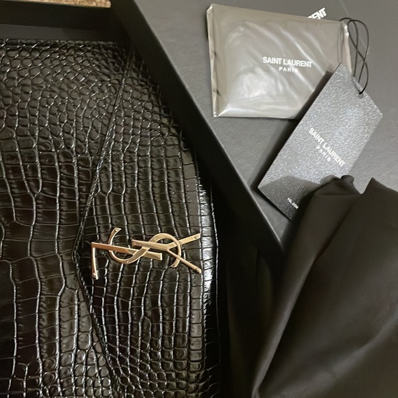 Ysl Envelope pouch - Picture 2 of 4